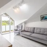 Baltic Tunnel Apartment *